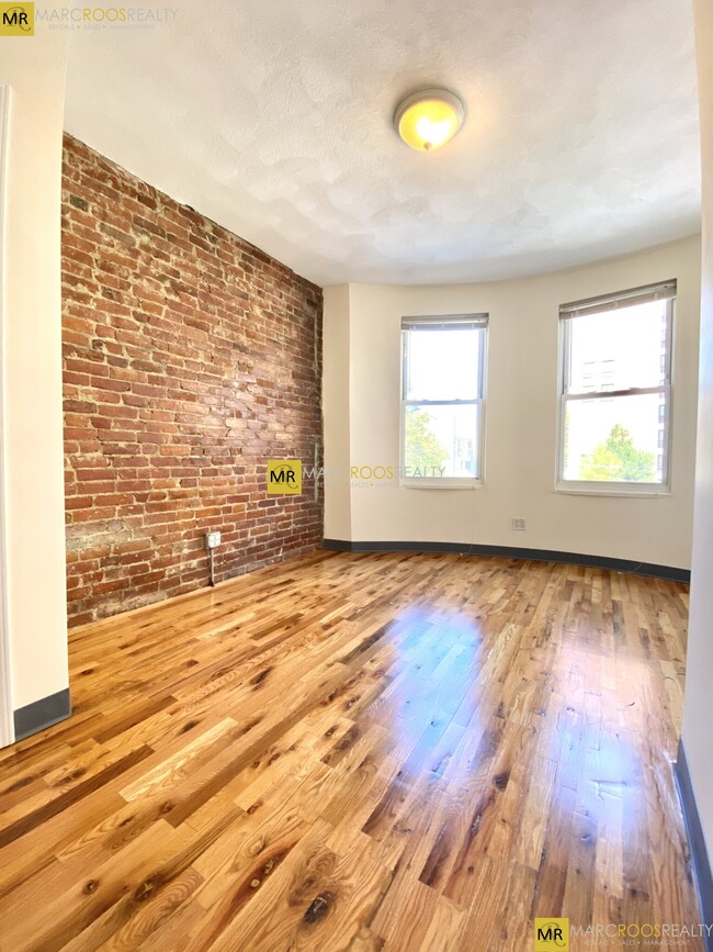 838 Huntington Ave, Unit 3 in Boston, MA - Building Photo - Building Photo