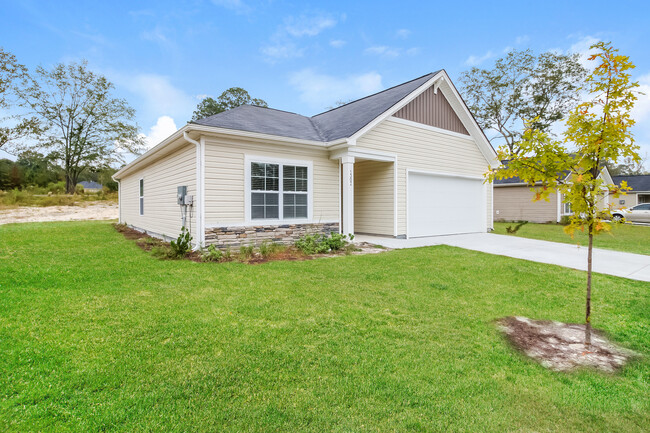 1302 Gardner St in Camden, SC - Building Photo - Building Photo