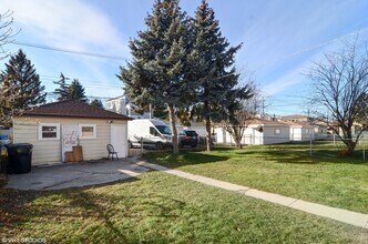 5651 W Goodman St-Unit -1 in Chicago, IL - Building Photo - Building Photo