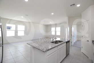 24182 W Hidalgo Ave in Buckeye, AZ - Building Photo - Building Photo