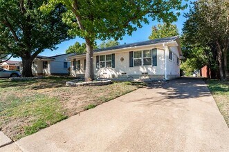 640 Williams Way in Richardson, TX - Building Photo - Building Photo