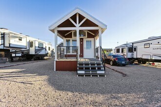 1600 Silver Creek Rd in Bullhead City, AZ - Building Photo - Building Photo