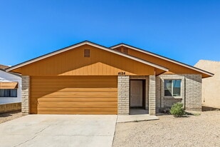 4124 N 106th Ave in Phoenix, AZ - Building Photo