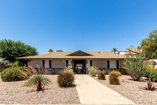 3540 E Montecito Ave in Phoenix, AZ - Building Photo