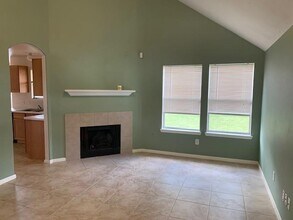 19718 River Pointe Ln in Katy, TX - Building Photo - Building Photo