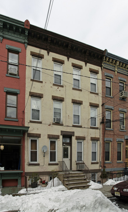 364 8th St in Jersey City, NJ - Foto de edificio