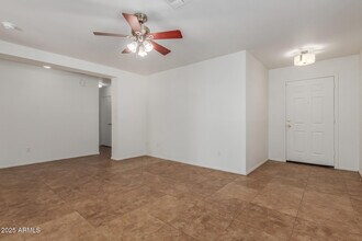 10537 W Donald Dr in Peoria, AZ - Building Photo - Building Photo