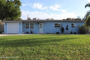 491 Seacrest Ave in Merritt Island, FL - Building Photo