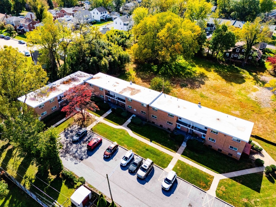 Glen Arms Apartments in Baltimore, MD - Building Photo