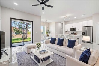 2606 25th St SW in Lehigh Acres, FL - Building Photo - Building Photo