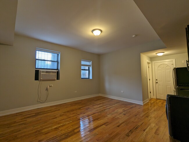 2846 N Mildred Ave, Unit GR in Chicago, IL - Building Photo - Building Photo