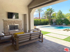 81765 Four Seasons Pl in La Quinta, CA - Building Photo - Building Photo