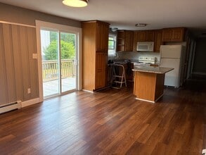35 Clipper Way in Bristol, RI - Building Photo - Building Photo