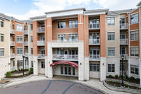 The Views at Hudson Pointe in North Bergen, NJ - Building Photo - Building Photo