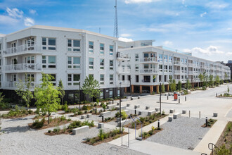 The Goat Farm Apartments in Atlanta, GA - Foto de edificio - Building Photo