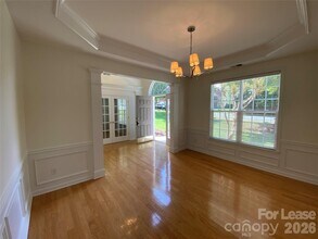 9901 Hazelview Dr in Charlotte, NC - Building Photo - Building Photo