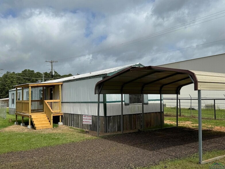 268 Joy Ln in Hallsville, TX - Building Photo