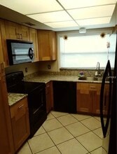 3001 S Pines Dr in Largo, FL - Building Photo - Building Photo