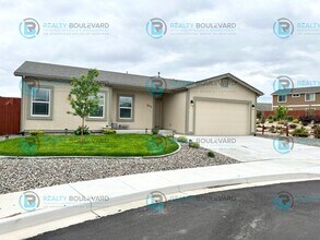 18713 Knott Crk Ct in Reno, NV - Foto de edificio - Building Photo