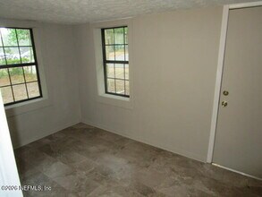 9525 Campus Ave in Jacksonville, FL - Building Photo - Building Photo