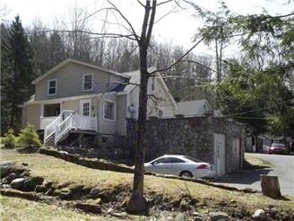 6-43 Storybrook Ln W in Wurtsboro, NY - Building Photo
