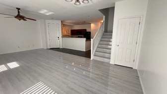 1436 N 80th Dr in Phoenix, AZ - Building Photo