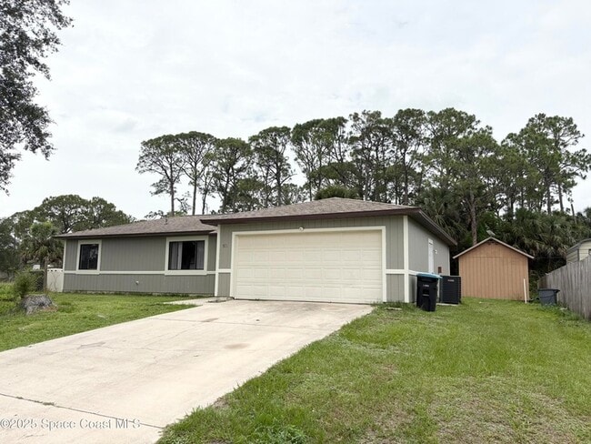 property at 871 Sanford St SW