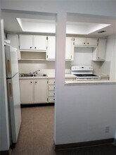16801 NE 14th Ave in Miami, FL - Building Photo - Building Photo