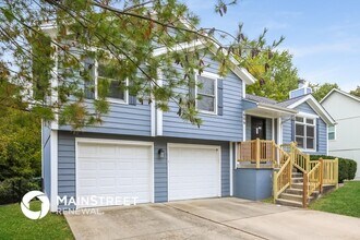 606 Canter St in Raymore, MO - Building Photo - Building Photo