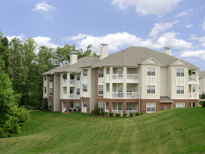 Ashborough Apartments in Raleigh, NC - Building Photo - Building Photo