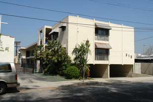 315 W Palmer Ave in Glendale, CA - Building Photo