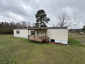 60 Henderson Rd in Odenville, AL - Building Photo