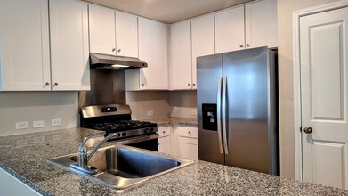7815 Serro Medina in San Antonio, TX - Building Photo - Building Photo