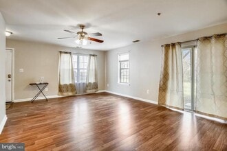 1670 Brooksquare Dr in Capitol Heights, MD - Building Photo - Building Photo
