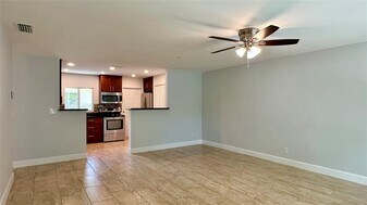 400 SW 9th St in Fort Lauderdale, FL - Building Photo