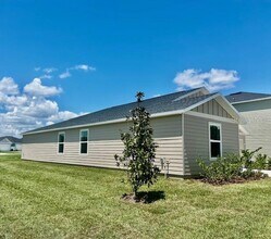 4516 SW 84th St Rd in Ocala, FL - Foto de edificio - Building Photo