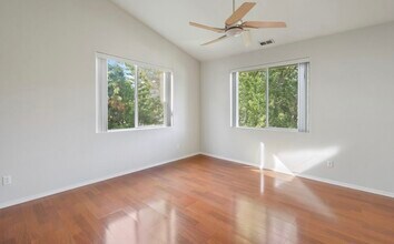 5264 NE 121st Ave, Unit 33 in Vancouver, WA - Building Photo - Building Photo