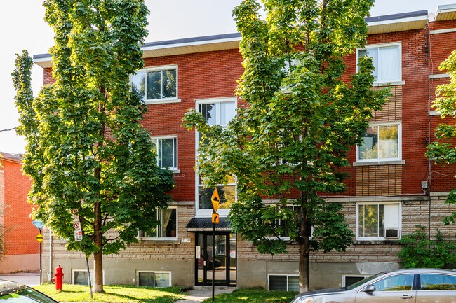2130 Hingston Av in Montréal, QC - Building Photo - Building Photo