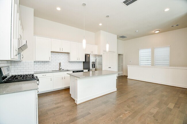9444 Kerrwood Ln