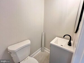 5548 Matthews St in Philadelphia, PA - Building Photo - Building Photo