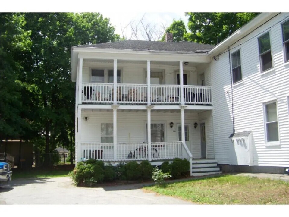 3 Howard St, Unit D in Springvale, ME - Building Photo