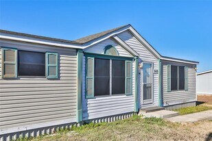 140 Blessing Ln in San Marcos, TX - Building Photo