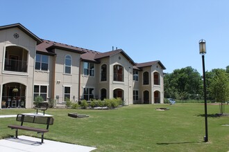 Fairways At Sammons Park in Temple, TX - Building Photo - Building Photo