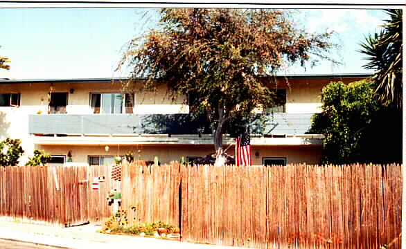 1500 Marine St in Seal Beach, CA - Building Photo - Building Photo