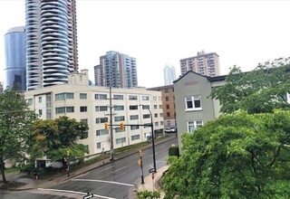 921 Thurlow St in Vancouver, BC - Building Photo - Building Photo