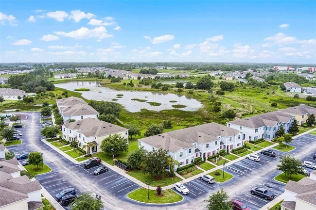 228 Primrose Dr in Davenport, FL - Building Photo - Building Photo