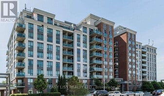 120 Dallimore Cir in Toronto, ON - Building Photo