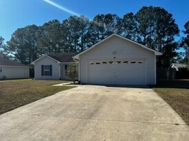 139 Huntington Dr in Kingsland, GA - Building Photo
