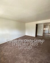 906 E Bancroft St in Toledo, OH - Building Photo - Building Photo