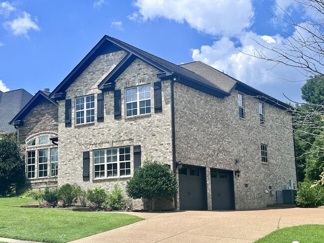 property at 1005 Brittain Downs Dr